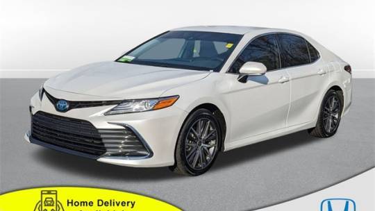 2024 Toyota Camry Hybrid XLE — Sedan — 21,616 mi — Jackson, TN