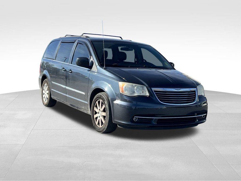 2014 Chrysler Town & Country Touring — Minivan — 149,386 mi — Shelbyville, TN