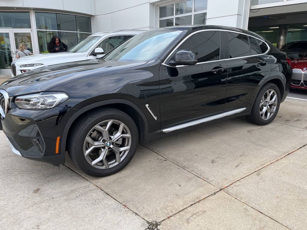 2023 BMW X4 30i — SUV — 12,944 mi — Naperville, IL