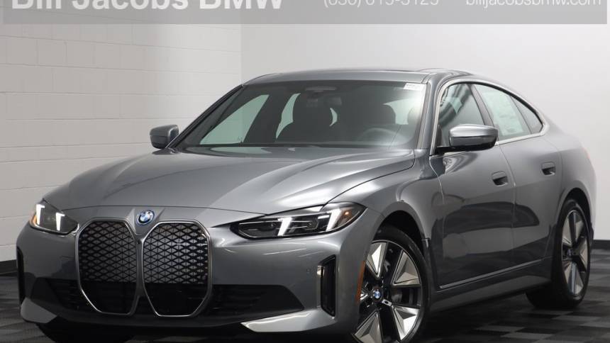 2025 BMW i4 xDrive40 — Sedan — 3,405 mi — Naperville, IL