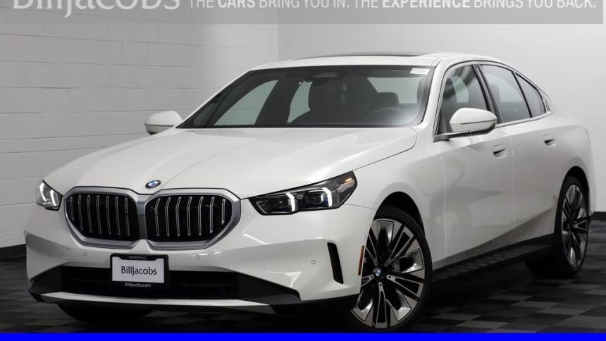 2024 BMW 5 Series 530i — Sedan — 10,945 mi — Naperville, IL