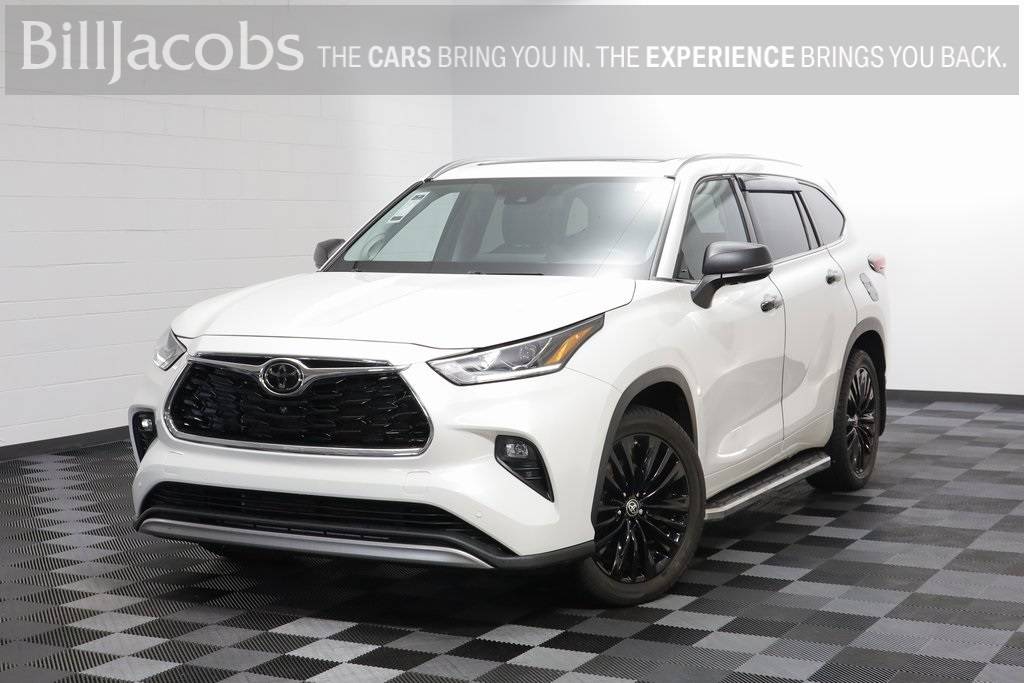 2021 Toyota Highlander Platinum — SUV — 66,337 mi — Naperville, IL