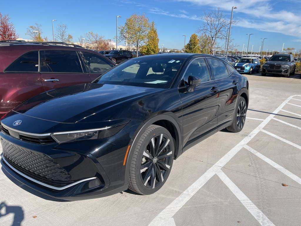 2023 Toyota Crown Platinum — Sedan — 24,457 mi — Naperville, IL