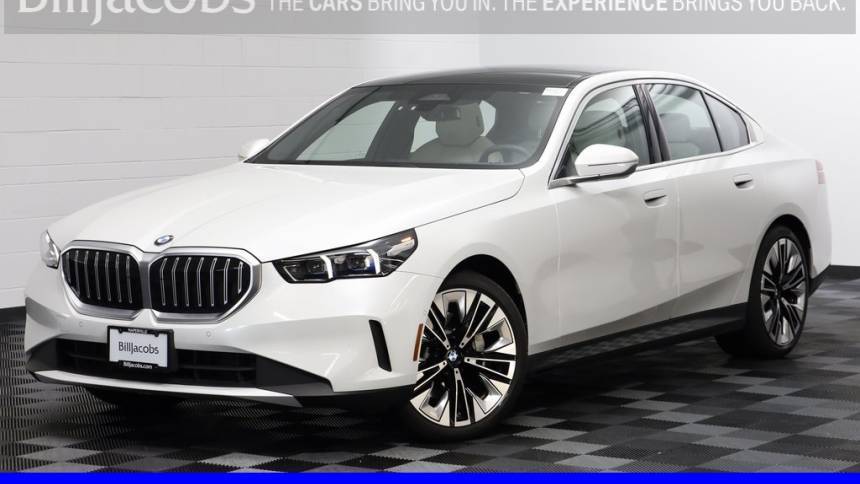 2024 BMW 5 Series 530i — Sedan — 9,997 mi — Naperville, IL