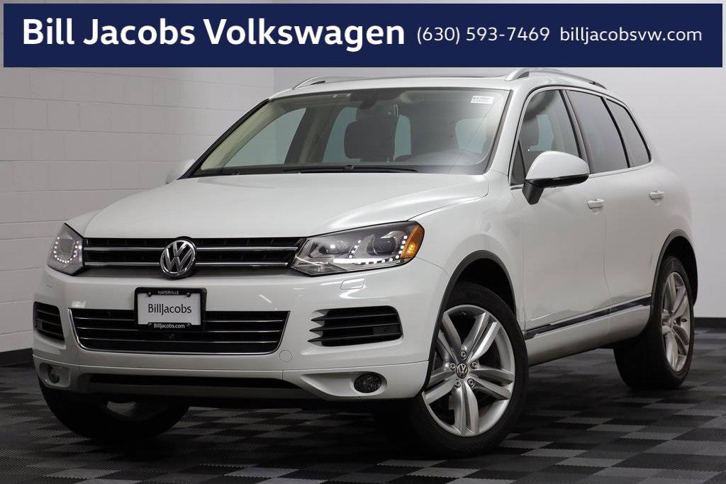 2014 Volkswagen Touareg 3.6 Executive — SUV — 91,507 mi — Naperville, IL