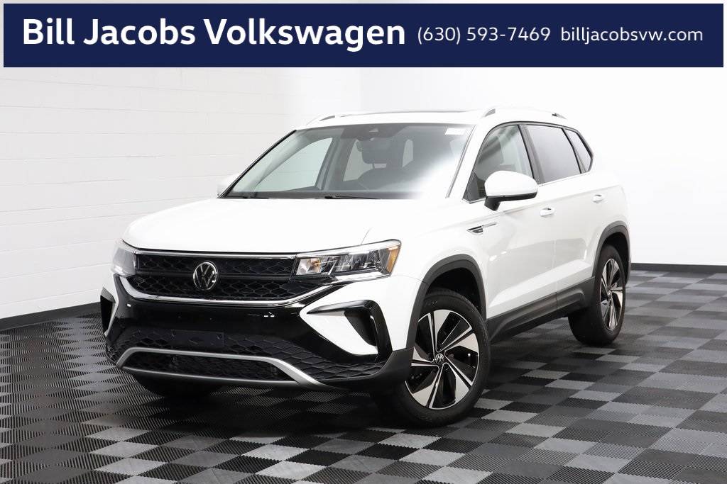 2024 Volkswagen Taos SE — SUV — 4,839 mi — Naperville, IL