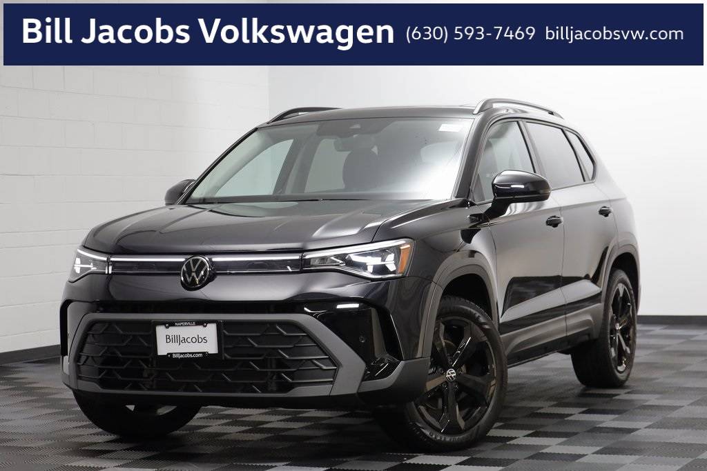 2025 Volkswagen Taos SE Black — SUV — 5,539 mi — Naperville, IL