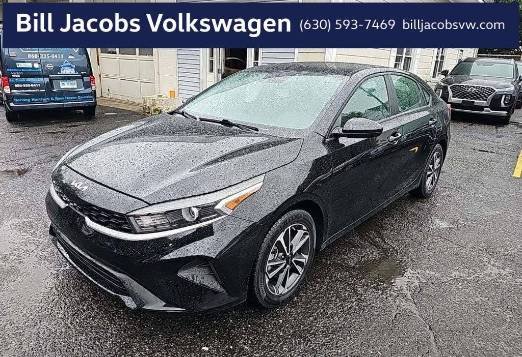 2023 Kia Forte LXS — Sedan — 60,365 mi — Naperville, IL