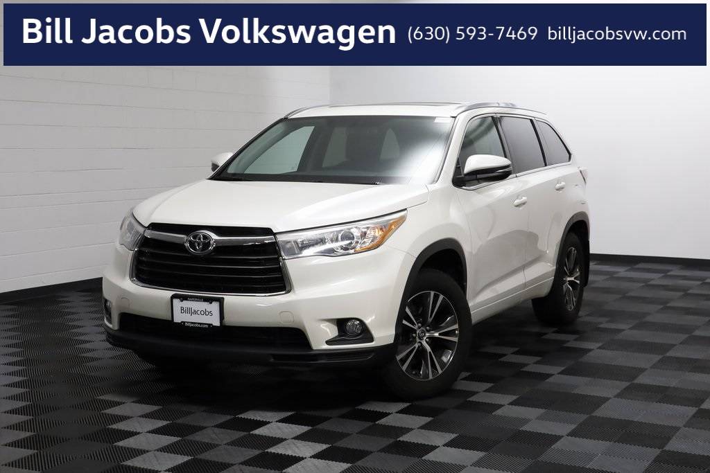 2016 Toyota Highlander XLE — SUV — 99,107 mi — Naperville, IL