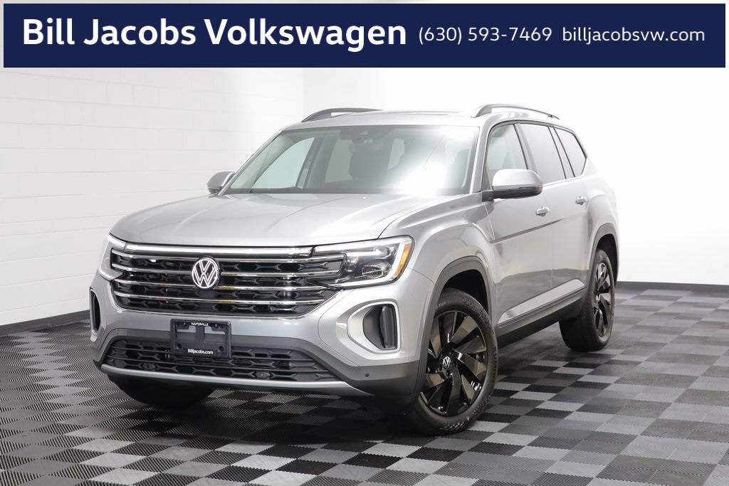 2025 Volkswagen Atlas SE with Technology — SUV — 6,100 mi — Naperville, IL