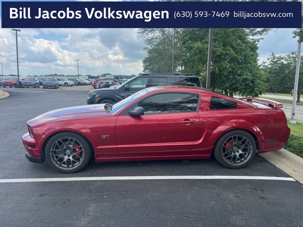 2005 Ford Mustang GT Premium — Coupe — 76,475 mi — Naperville, IL