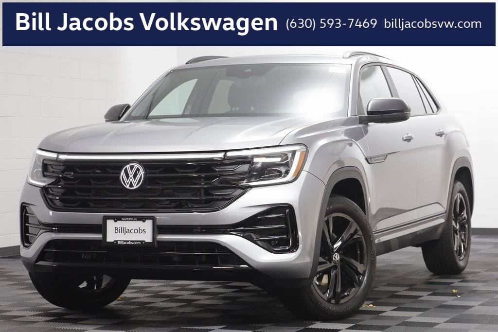 2025 Volkswagen Atlas Cross Sport SEL R-Line Black — SUV — 3,579 mi — Naperville, IL