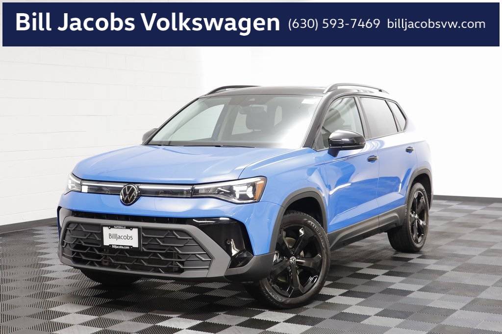 2025 Volkswagen Taos SE Black — SUV — 5,098 mi — Naperville, IL