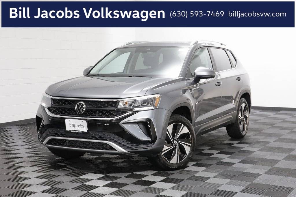 2024 Volkswagen Taos SE — SUV — 5,372 mi — Naperville, IL