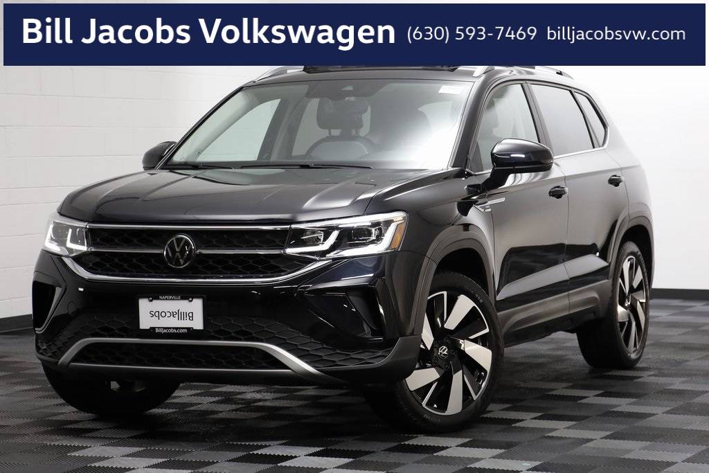 2024 Volkswagen Taos SEL — SUV — 5,690 mi — Naperville, IL