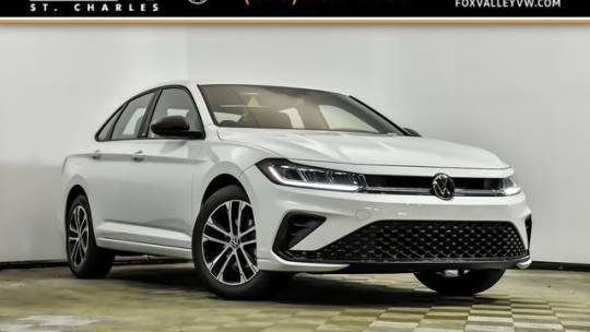 2025 Volkswagen Jetta Sport — Sedan — 3,042 mi — St Charles, IL