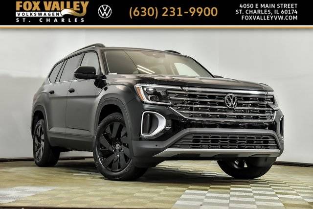 2025 Volkswagen Atlas SE with Technology — SUV — 4,973 mi — St Charles, IL