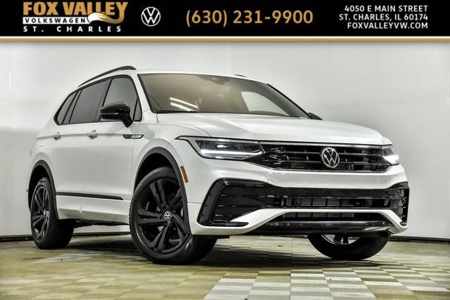 2024 Volkswagen Tiguan SE R-Line Black — SUV — 5,062 mi — St Charles, IL
