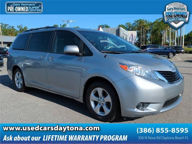 2014 Toyota Sienna LE — Minivan — 157,825 mi — Daytona Beach, FL