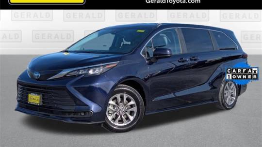 2024 Toyota Sienna LE — Minivan — 22,018 mi — Matteson, IL
