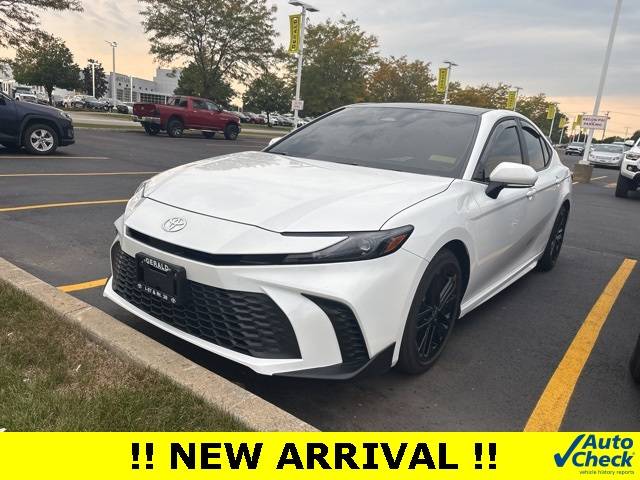 2025 Toyota Camry Hybrid SE — Sedan — 5,281 mi — Matteson, IL