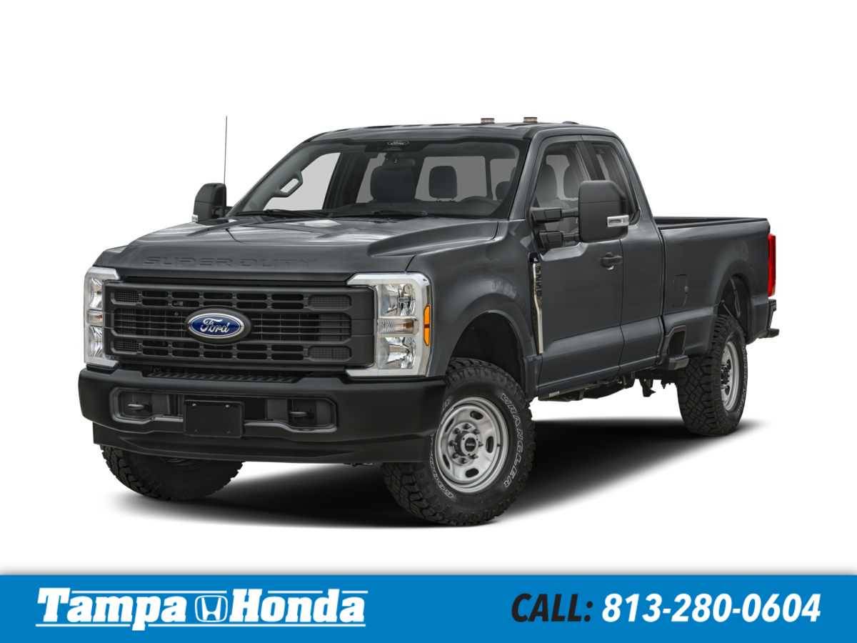2024 Ford Super Duty F-250 LARIAT — Pickup Truck — 46,595 mi — Tampa, FL