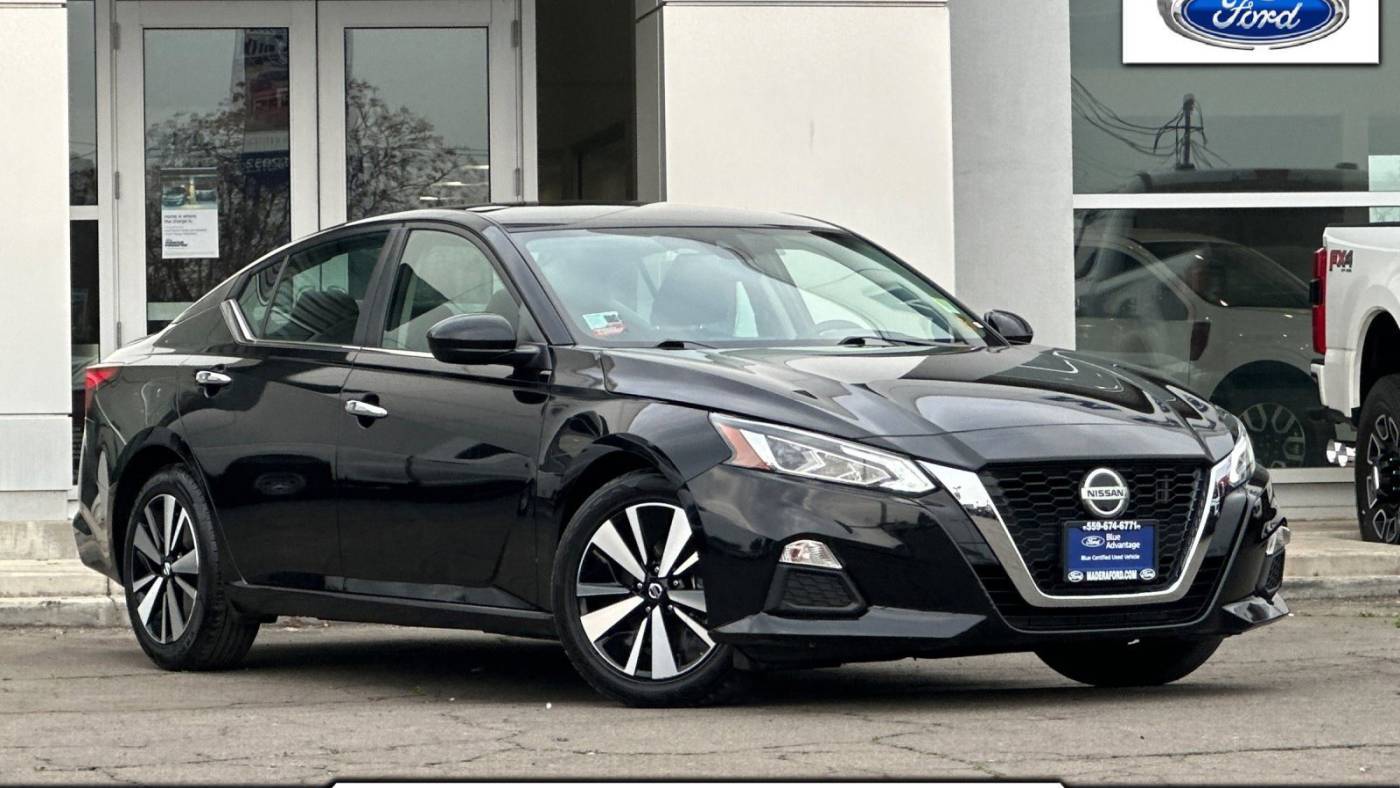 2022 Nissan Altima SV — Sedan — 63,278 mi — Madera, CA