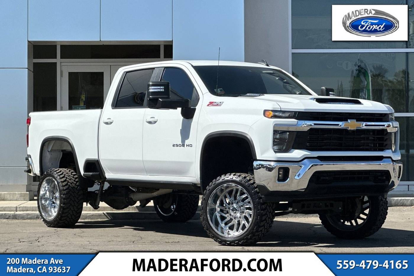 2024 Chevrolet Silverado 2500HD LT — Pickup Truck — 33,505 mi — Madera, CA