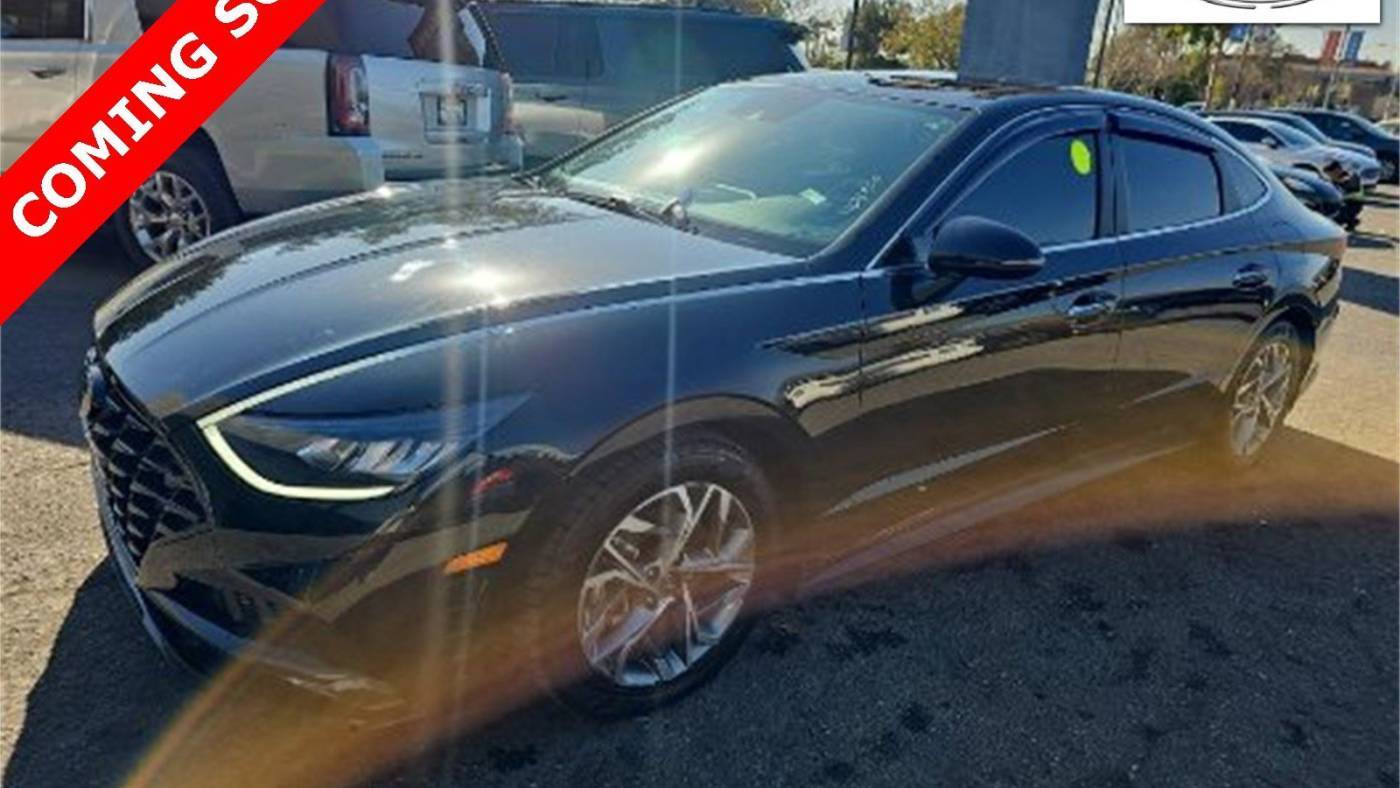 2022 Hyundai Sonata SEL — Sedan — 44,007 mi — Madera, CA