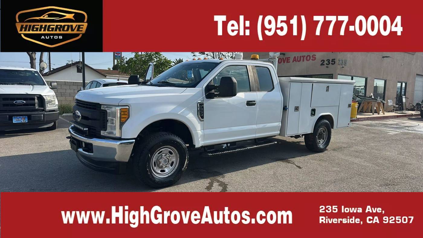 2017 Ford Super Duty F-350 Chassis Cab XL — Chassis Cab Truck — 120,432 mi — Riverside, CA