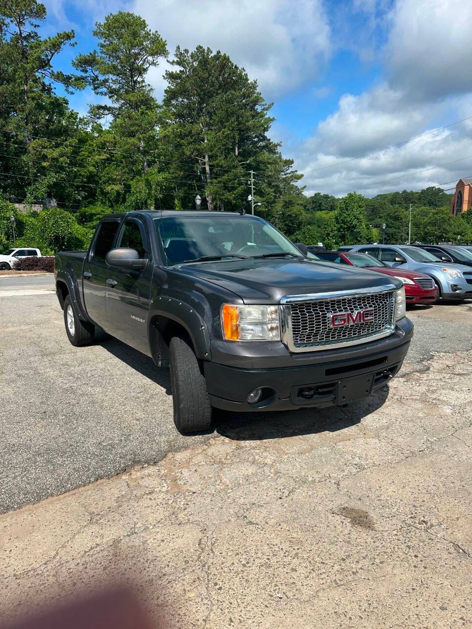 2011 GMC Sierra 1500 SLE — Pickup Truck — 147,967 mi — Marietta, GA