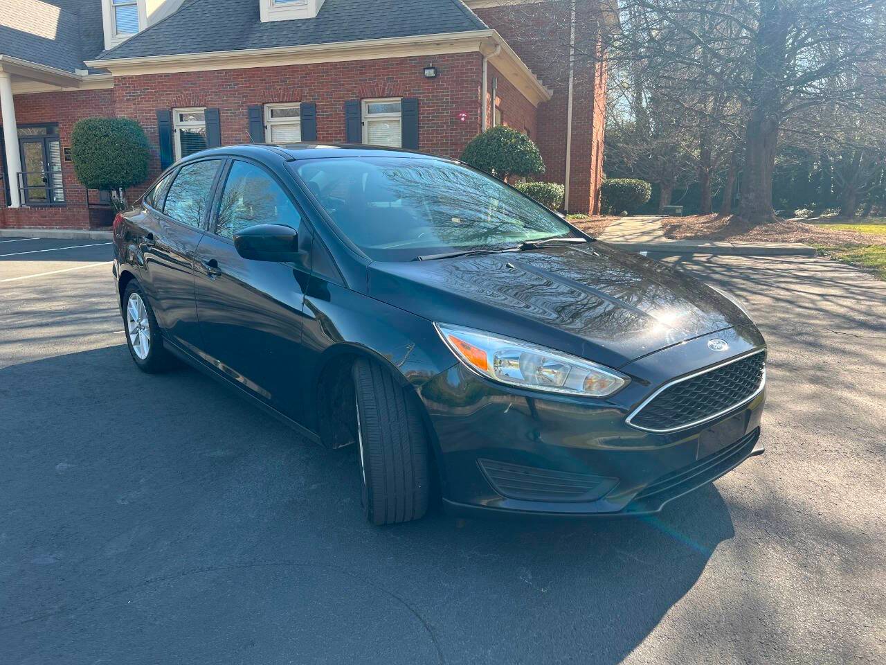 2018 Ford Focus SE — Sedan — 138,945 mi — Marietta, GA