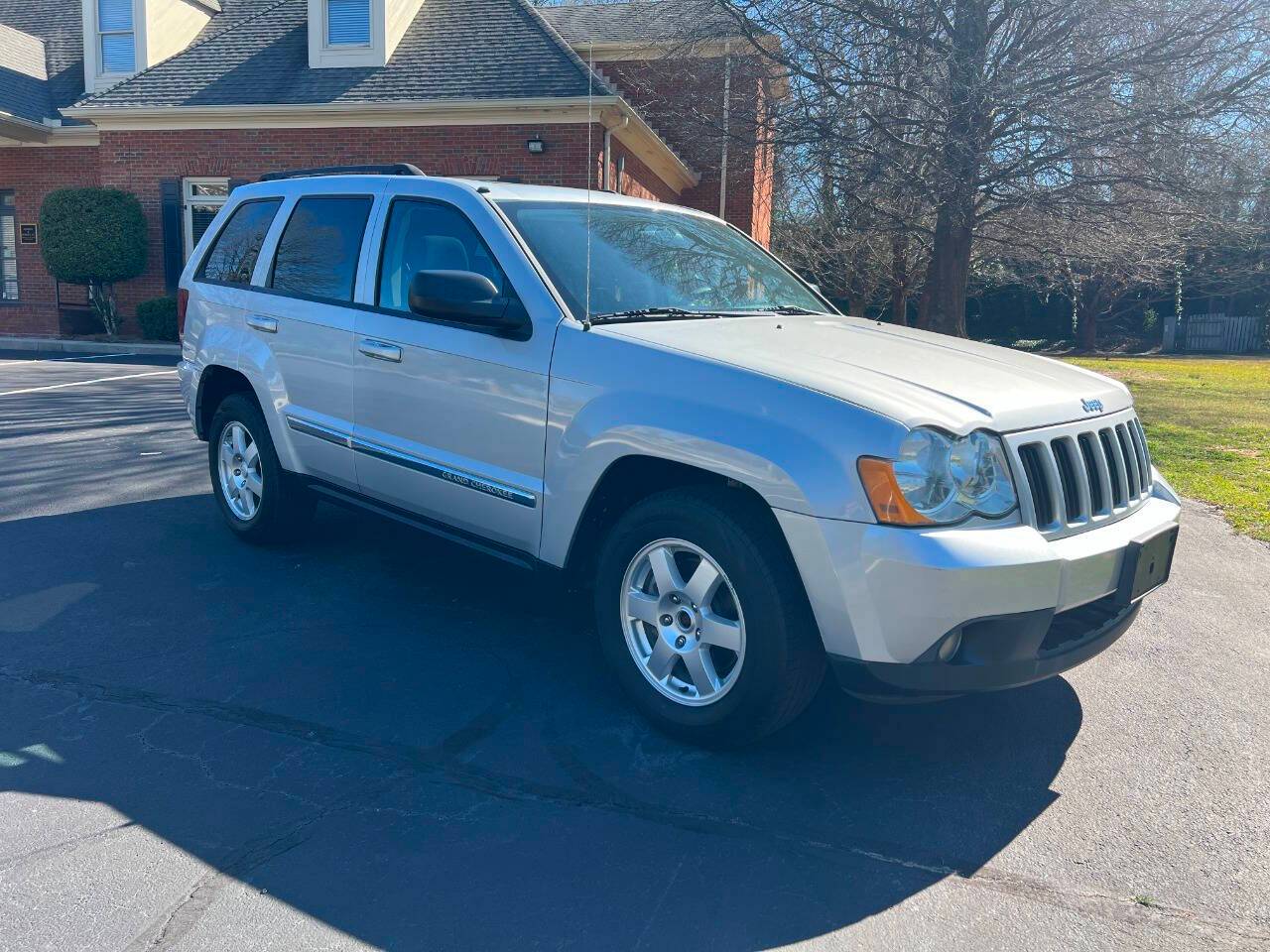 2010 Jeep Grand Cherokee Laredo — SUV — 125,336 mi — Marietta, GA