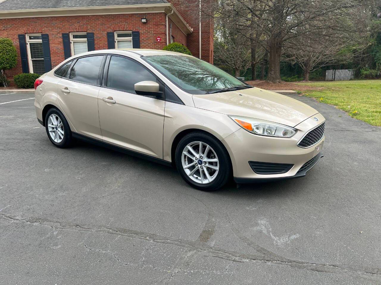 2018 Ford Focus SE — Sedan — 138,835 mi — Marietta, GA