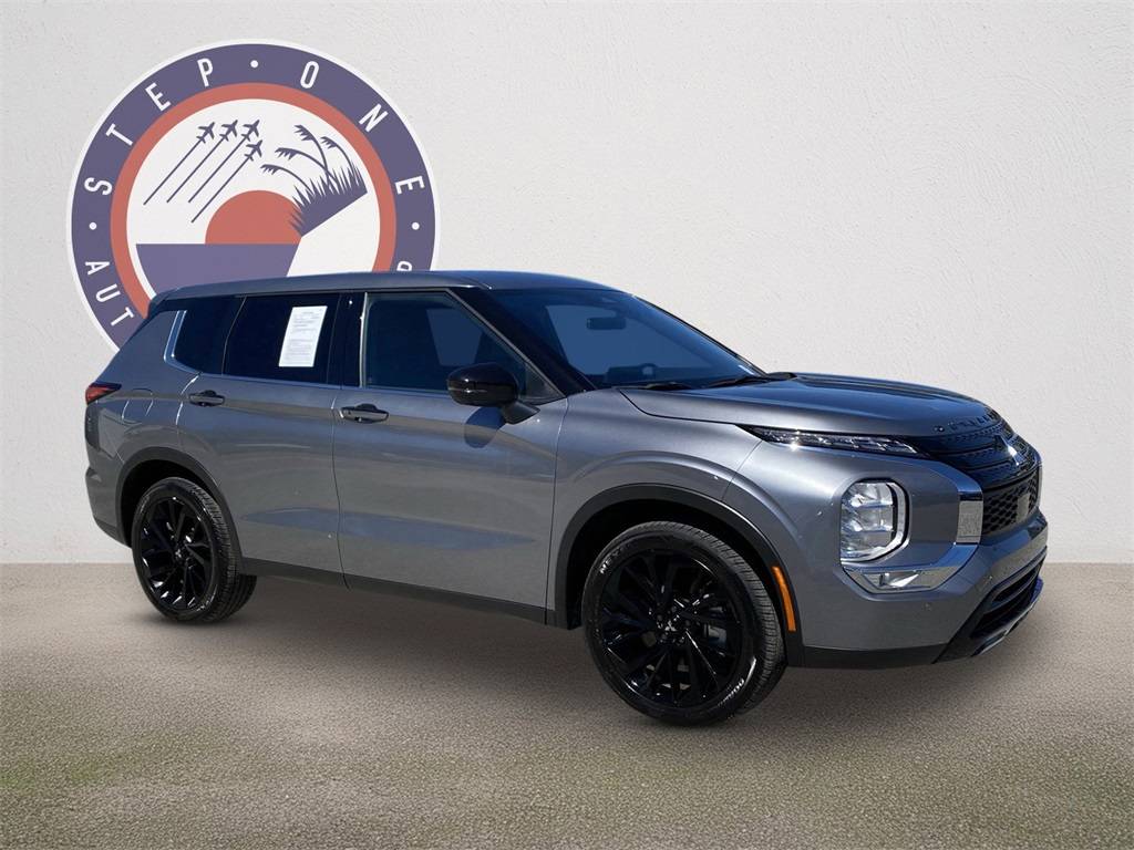 2023 Mitsubishi Outlander SE — SUV — 8,311 mi — Fort Walton Beach, FL