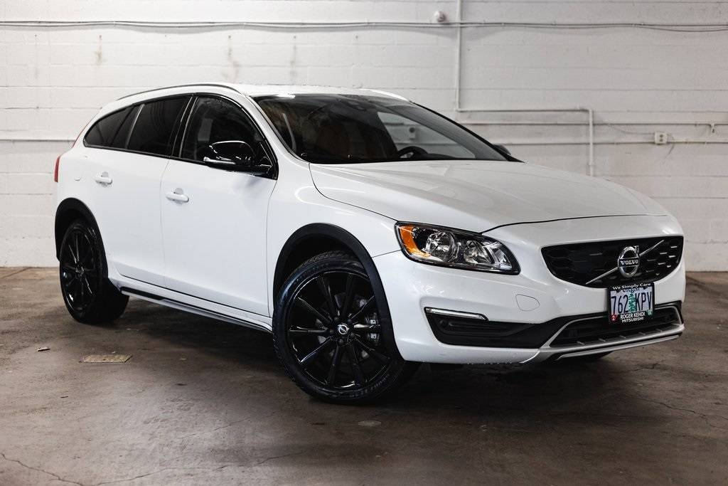2018 Volvo V60 Cross Country T5 — Wagon — 47,958 mi — Tigard, OR
