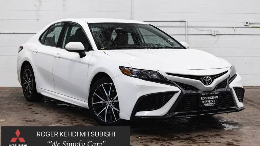 2021 Toyota Camry SE — Sedan — 61,898 mi — Tigard, OR