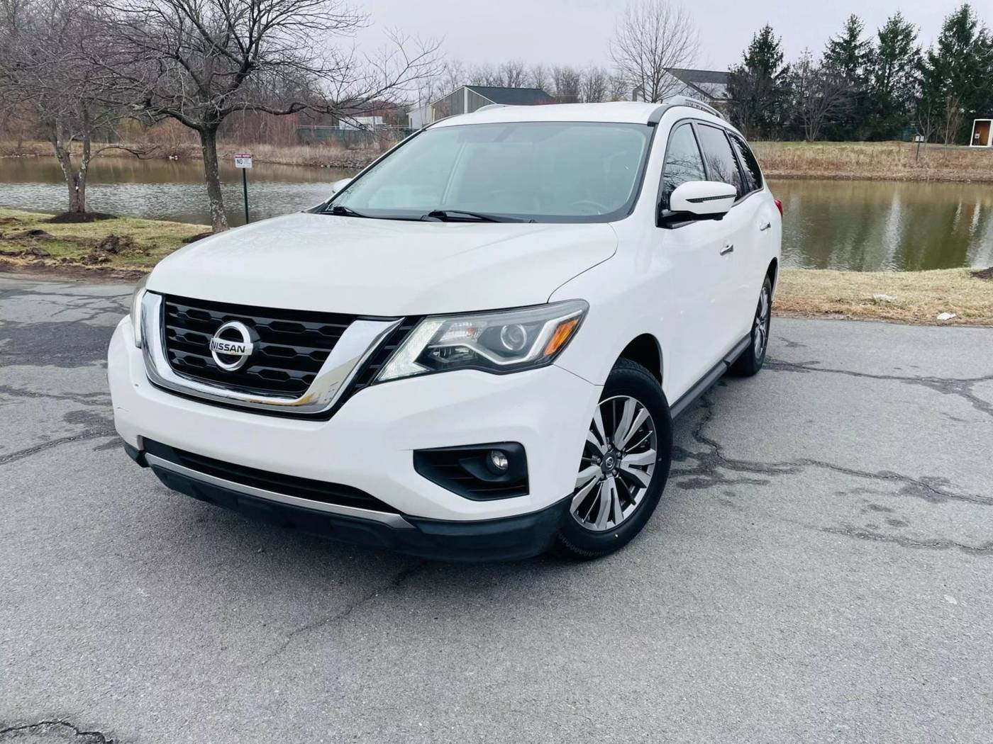 2018 Nissan Pathfinder SL — SUV — 115,493 mi — Sterling, VA