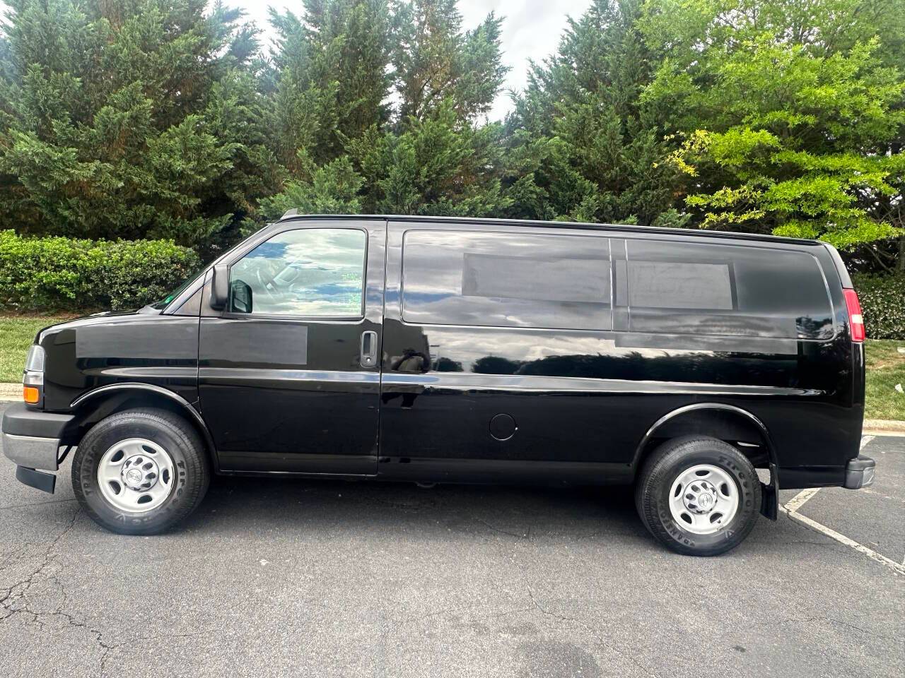 2017 Chevrolet Express 2500