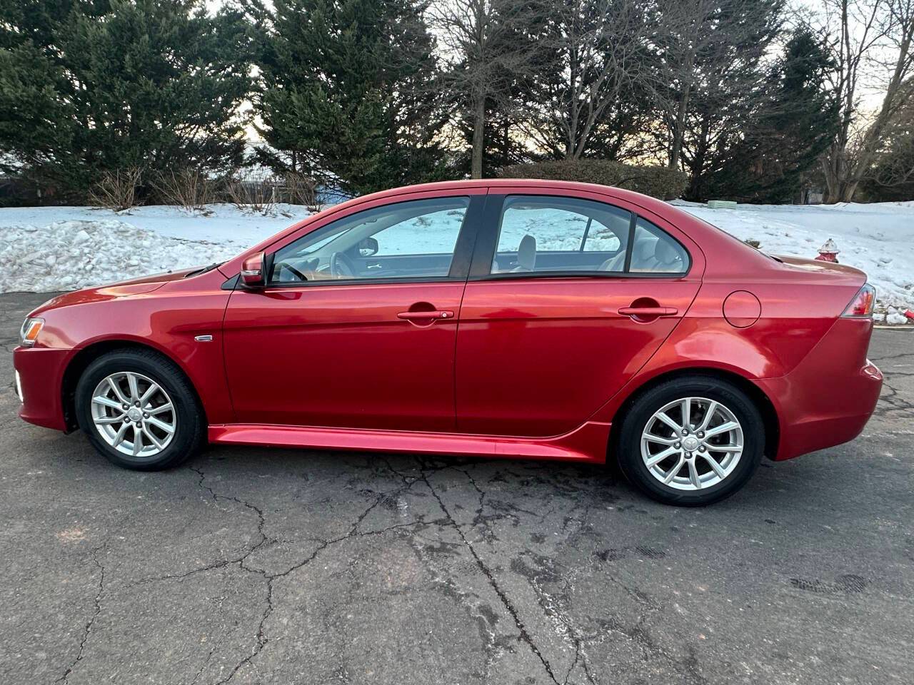 2016 Mitsubishi Lancer ES