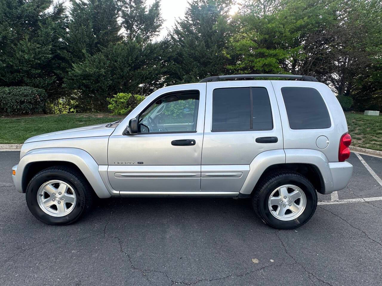 2003 Jeep Liberty Limited — SUV — 143,427 mi — Sterling, VA