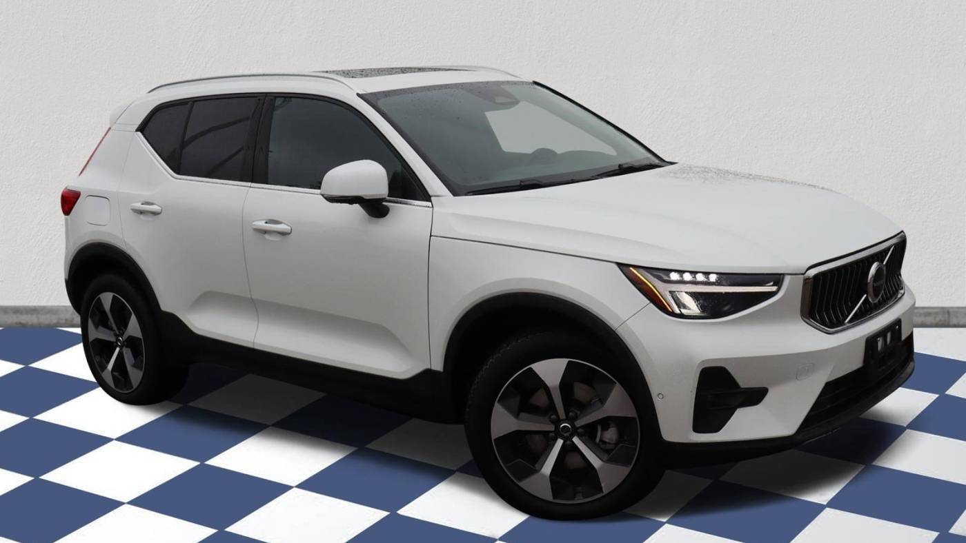 2024 Volvo XC40 Plus — SUV — 14,255 mi — Franklin, TN
