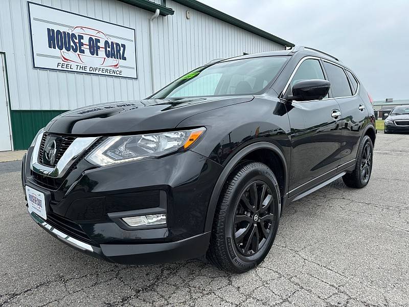 2017 Nissan Rogue SV — SUV — 50,103 mi — Rochester, IN