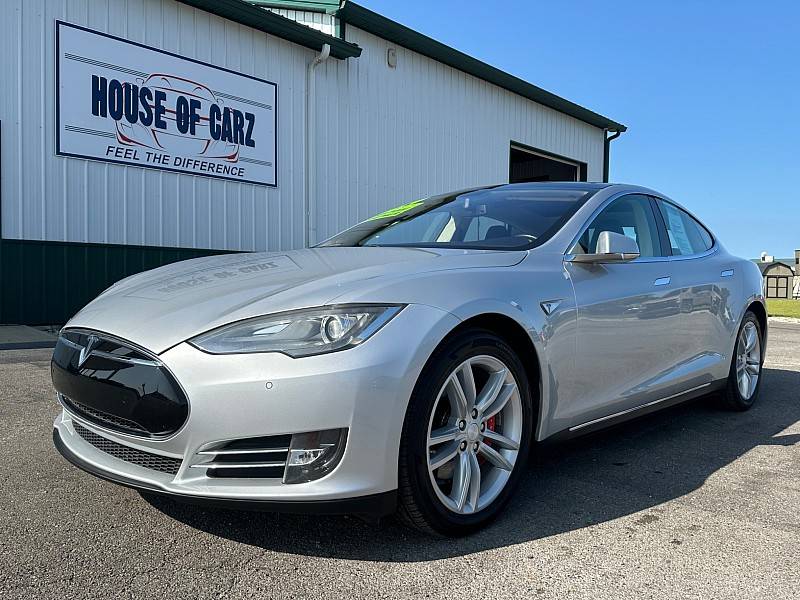 2014 Tesla Model S P85 — Hatchback — 114,392 mi — Rochester, IN