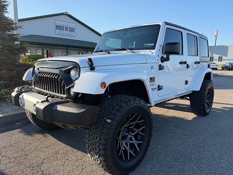 2016 Jeep Wrangler Sahara — SUV — 79,498 mi — Rochester, IN