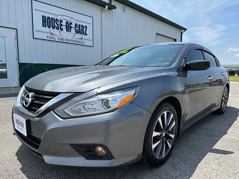2017 Nissan Altima 2.5 SV — Sedan — 108,191 mi — Rochester, IN