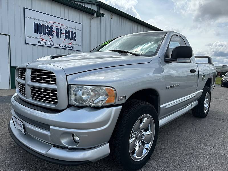 2005 Dodge Ram 1500 SLT — Pickup Truck — 143,360 mi — Rochester, IN