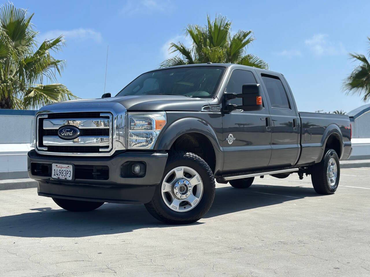 2016 Ford Super Duty F-350 XLT — Pickup Truck — 142,791 mi — Oceanside, CA