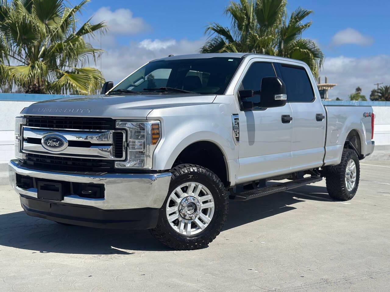 2019 Ford Super Duty F-250 XLT — Pickup Truck — 235,587 mi — Oceanside, CA