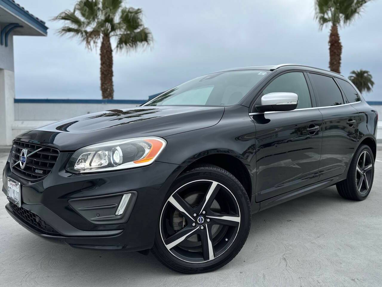 2015 Volvo XC60 T6 R-Design Platinum — SUV — 100,691 mi — Oceanside, CA